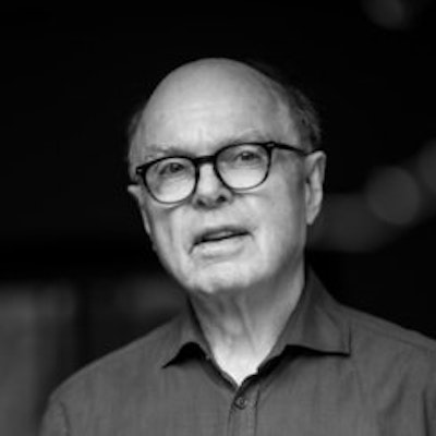 portrait photo of TIM LILBURN