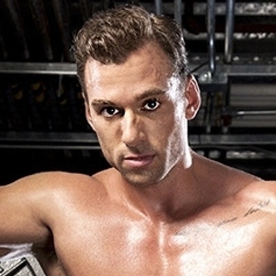 portrait photo of John Romaniello