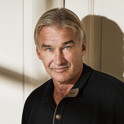 portrait photo of Walter Walker