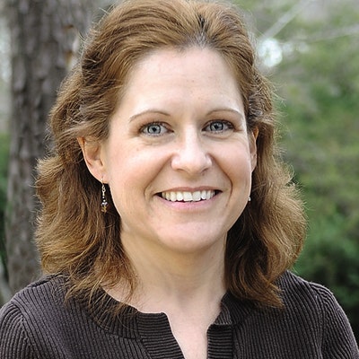 portrait photo of Kelly L Bingham
