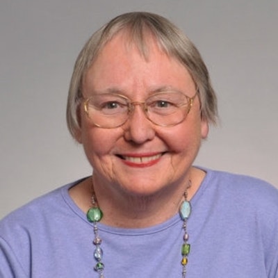 portrait photo of Carolyn Hart