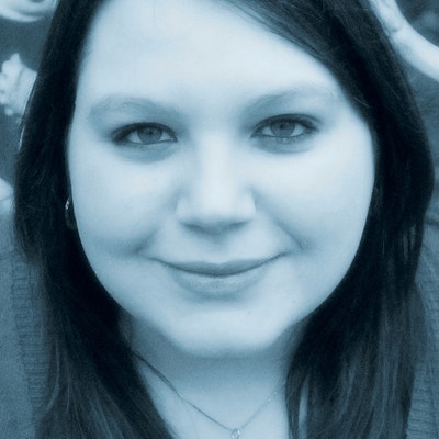 portrait photo of Anna Jarzab