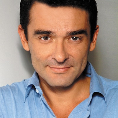 portrait photo of George Zarkadakis