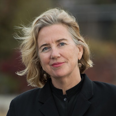 portrait photo of Deborah Baker