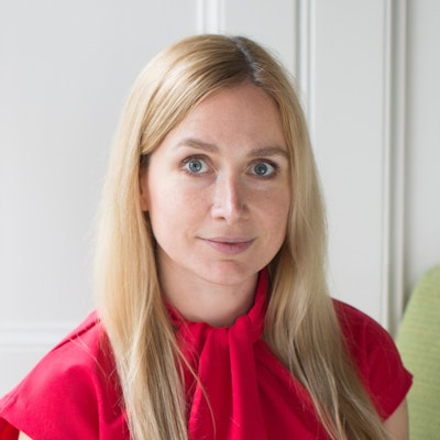 portrait photo of Nicci Cloke