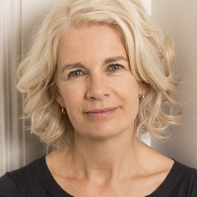 portrait photo of Renée Knight