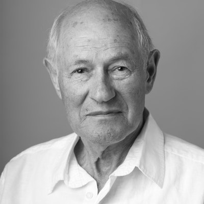 portrait photo of David Merron