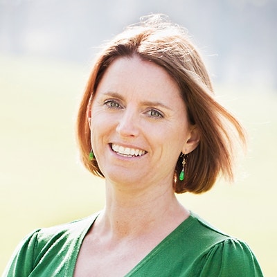 portrait photo of Dr Rebecca Chicot
