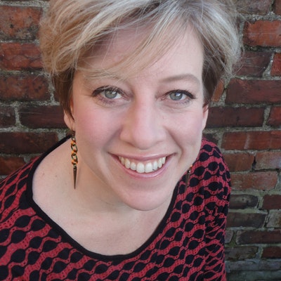 portrait photo of Jackie Copleton