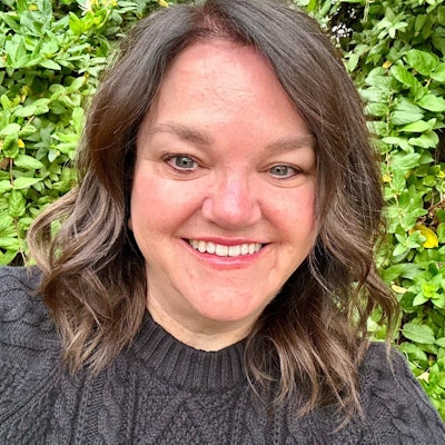portrait photo of Monica Murphy