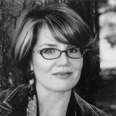portrait photo of Libba Bray