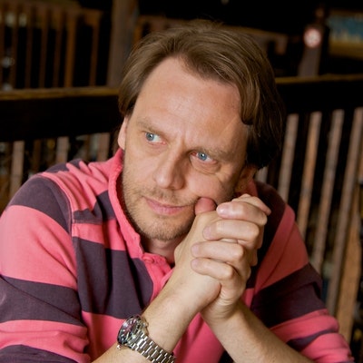 portrait photo of Nigel Cooper