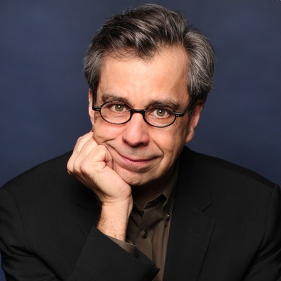 portrait photo of Chris Grabenstein