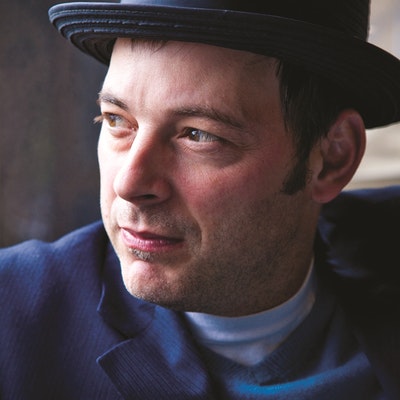 portrait photo of Jonathan Evison