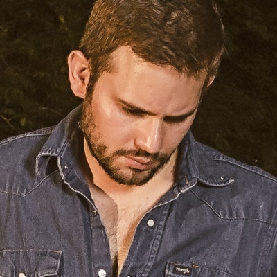 portrait photo of Jeff Zentner