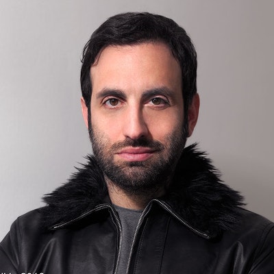 portrait photo of Tim Samuels