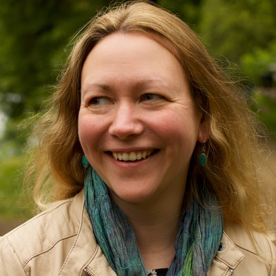 portrait photo of Helen Sedgwick