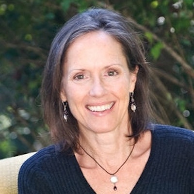 portrait photo of Linda Ashman