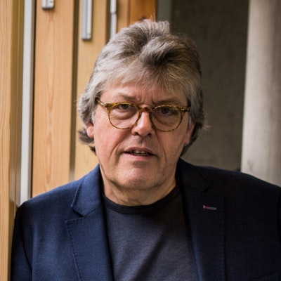 portrait photo of Richard Havers