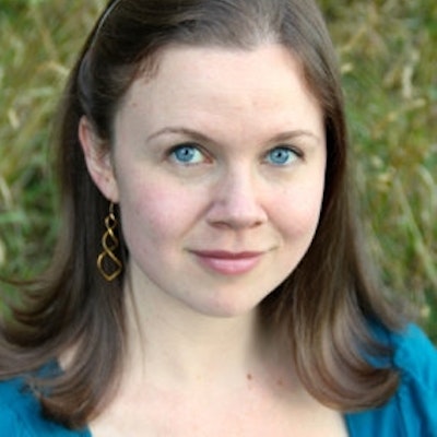 portrait photo of Lindsay Ribar