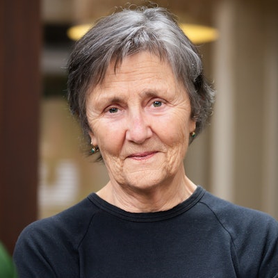 portrait photo of Helen Garner
