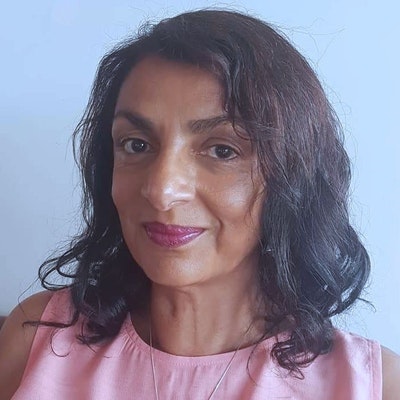 portrait photo of Vasanti Unka