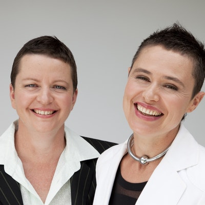 portrait photo of Ema Lyon