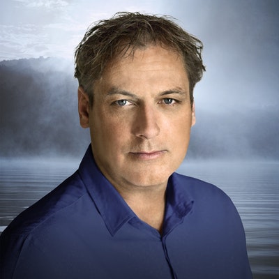 portrait photo of Kelvin Cruickshank