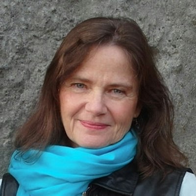portrait photo of Janet Lee Carey