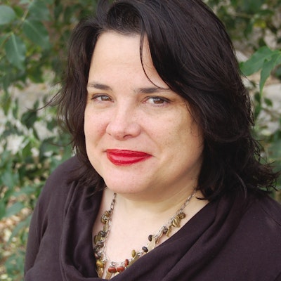 portrait photo of Elizabeth McCracken