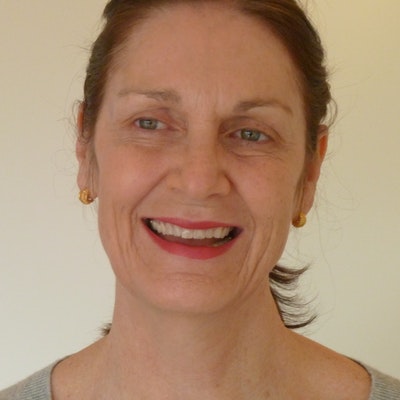 portrait photo of Brenda Walker