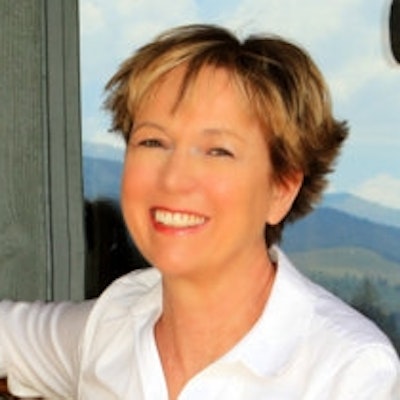 portrait photo of Janet Fox